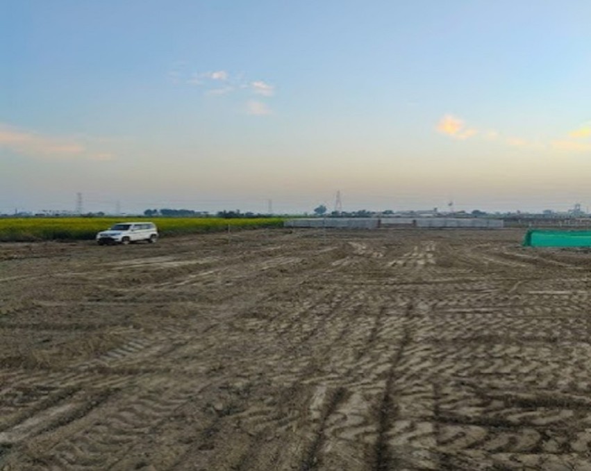 100 Sq.Yd Plot For Sale The Lake Countryside Farms Gr.Noida