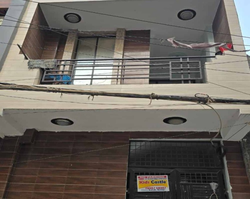 3 Bhk independent House For Sale in Mohan Garden New Delhi