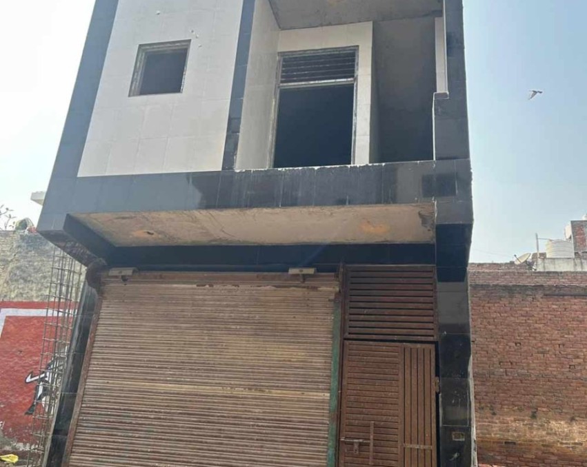 40 Sq.Yd independent House For Sale Mohan Garden New Delhi